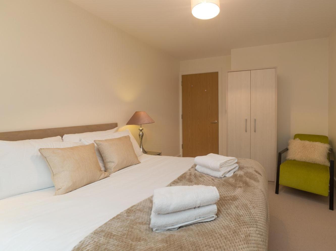 Central Tower Bridge Apartment London Phòng bức ảnh
