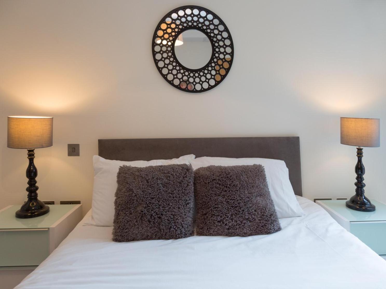 Central Tower Bridge Apartment London Phòng bức ảnh